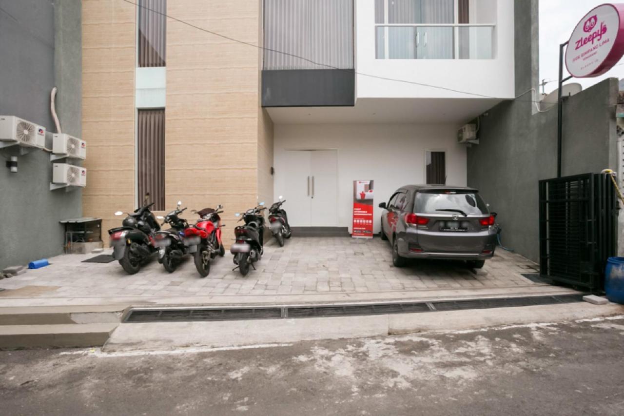 Hostel Reddoorz Syariah Near Lapangan Pancasila Simpang Lima Semarang Exteriér fotografie
